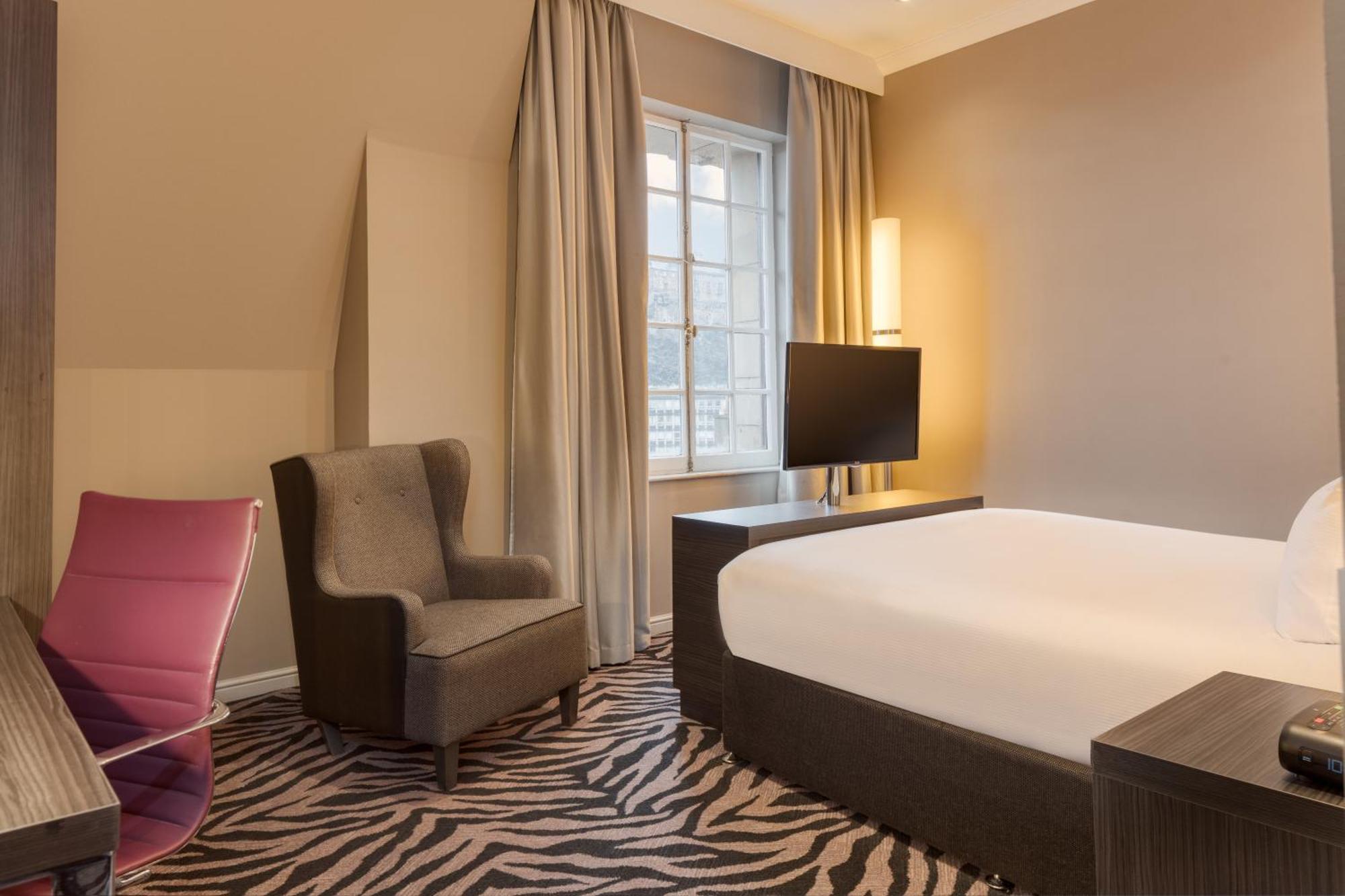 Doubletree By Hilton Centre Hotel EDI