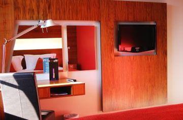 Отель Doubletree By Hilton Centre 4*