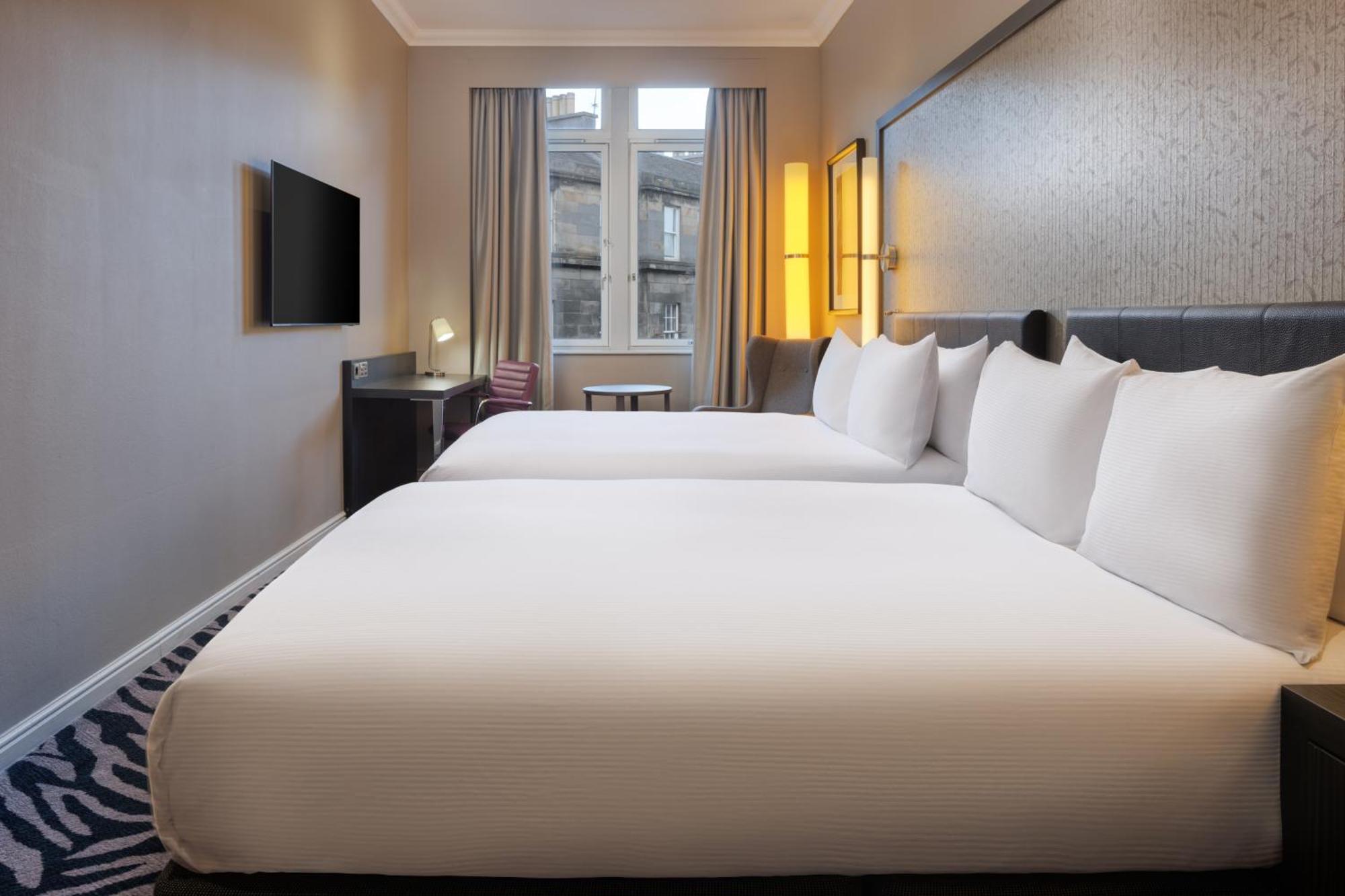 Doubletree By Hilton Centre Отель 4*