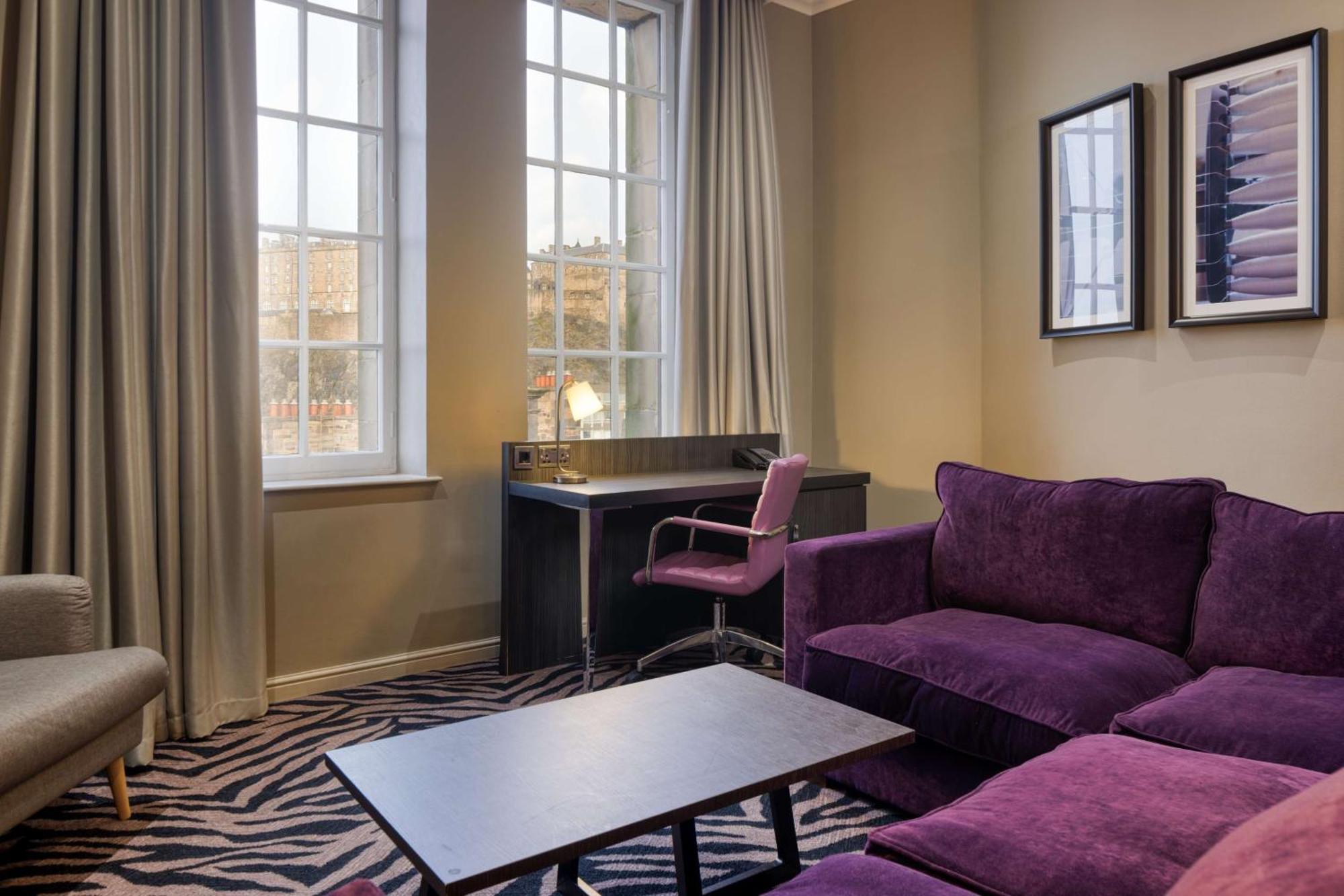 Doubletree By Hilton Centre Отель 4*