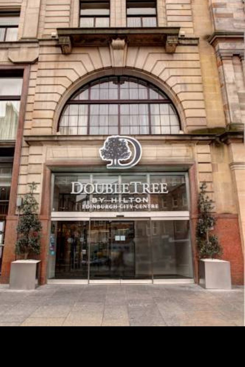 Doubletree By Hilton Centre 4*