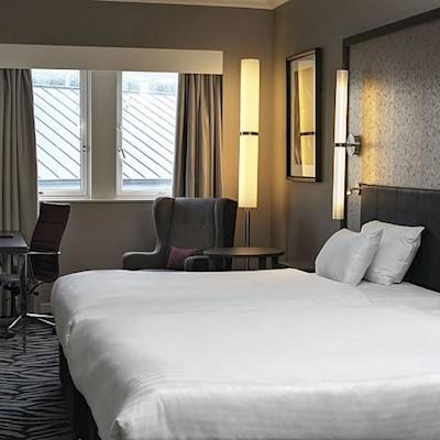 Doubletree By Hilton Centre 4*